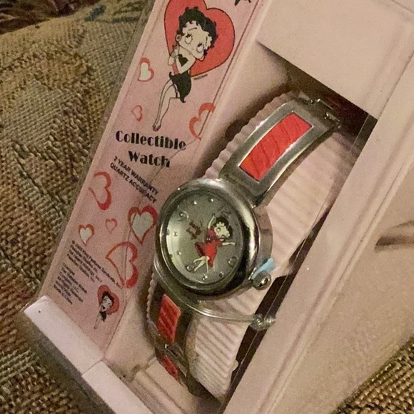 BETTY Boop Watch - Picture 2 of 2